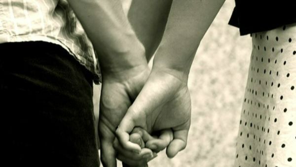 ఆమెకు 17.. అతనికి 42, బెడిసిన ఘాటు ప్రేమ.. సూసైడ్ అటెంప్ట్