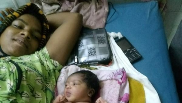 మార్కాపురం ఆస్పత్రి నుండి పసికందు అపహరణ , బుర్ఖాతో వచ్చి .. సీసీ టీవీ ఫుటేజ్ లో షాకింగ్ దృశ్యాలు !!