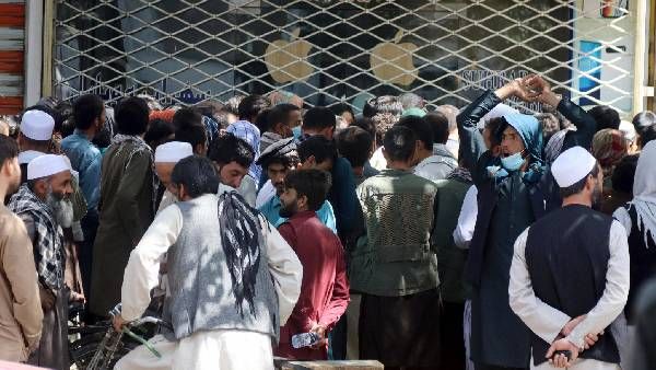 ఆప్ఘన్ పౌరులకు తాలిబన్ల డెడ్ లైన్- వారం రోజుల్లో ఇవన్నీ అప్పగించాల్సిందే