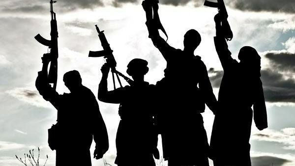 యువతులకు వలపు వలవేసి .. భారత్ పై భారీ ఉగ్రకుట్రకు ప్లాన్ చేసిన బంగ్లాదేశ్ ఉగ్ర సంస్థ