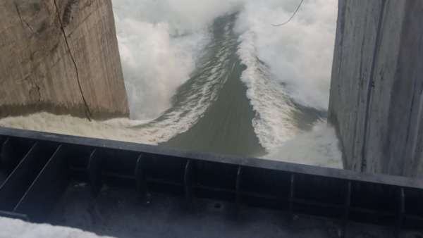 Pulichintala : వరద ఉధృతికి కొట్టుకుపోయిన పులిచింతల గేటు- తెల్లవారు జామున ఘటన