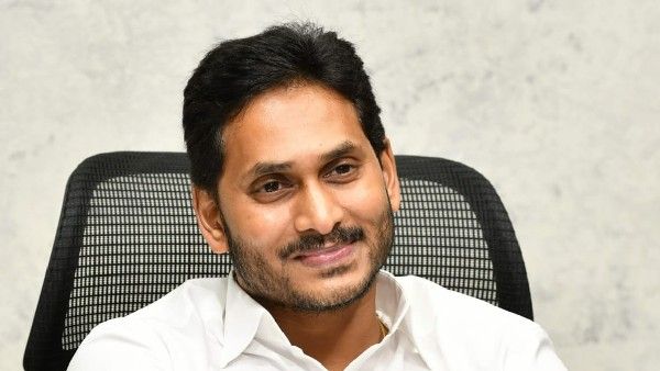 టీడీపీ నేతలకు జగన్ బ్రేక్-ఆ కేసులపై తగ్గిన దూకుడు- తన కేసులతోనే బిజీ