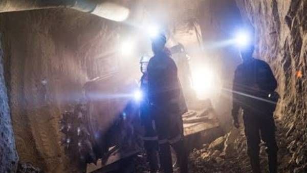 వైఎస్ జగన్ సొంత జిల్లాలో వజ్రాల గనులు : కడప డైమండ్ మైన్స్ పై సర్వే నివేదిక ; ఏపీ పంట పండినట్టేనా !!