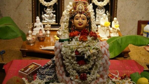 గౌరీపూజ ఎవరు చేయాలి..ఎప్పుడు చేయాలి..? పూజ విశిష్టత ఏంటి..?