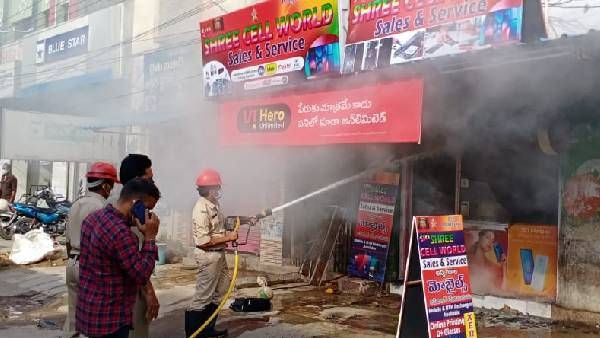 చిట్టీ డబ్బులు అడిగితే పెట్రోల్ పోసి నిప్పంటించిన ఘటనలో నిందితుల అరెస్ట్ .. చిట్ ఫండ్ సంస్థలకు సీపీ వార్నింగ్