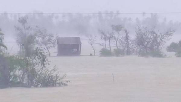 CYCLONE GULAB : పలు జిల్లాల్లో భారీ వర్షాలు- పునారావాస కేంద్రాలు : పలు రైళ్ల రద్దు- ప్రభుత్వ అప్రమత్తం..!!