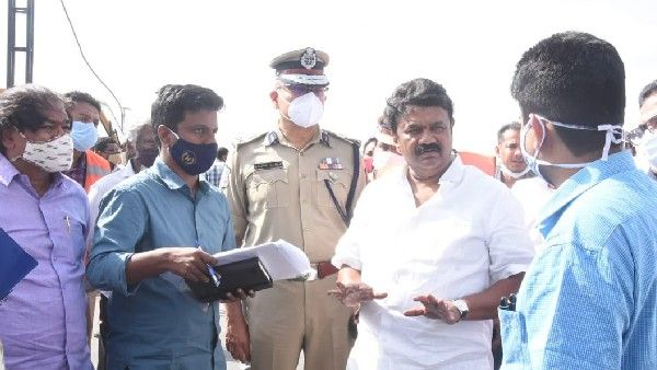27 వేల మంది పోలీసు సిబ్బంది, నిమజ్జనానికి ఏర్పాట్లు: మంత్రి తలసాని శ్రీనివాస్ యాదవ్