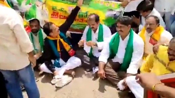 కోనసీమలో రైతు కోసం తెలుగుదేశం ; జగన్ పాలన రైతు దగా పాలన అంటూ టీడీపీ ధ్వజం, డిమాండ్లు ఇవే !!