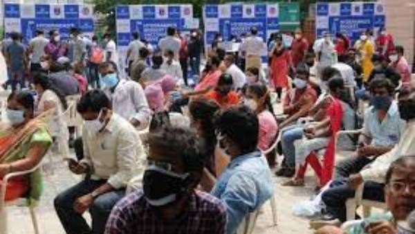 షాకింగ్ : చిత్తూరు జిల్లాలో 74మంది గ్రామ వాలంటీర్ల మూకుమ్మడి రాజీనామా .. వారి వేధింపులే కారణమట !!