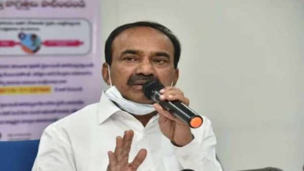 ఈటలపై మరోసారి కంప్లైంట్: డబ్బు పంచుతున్నారని..