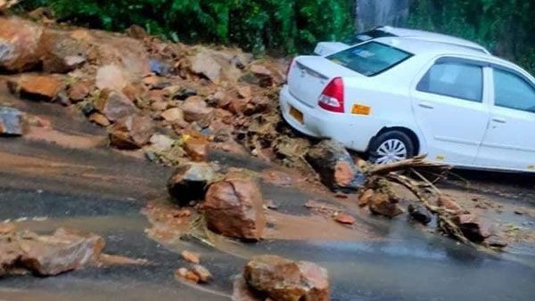 Kerala Rain Update: ప్రభావిత జిల్లాలకు అలర్ట్ : ముంపు ప్రాంతాల వాసుల తరలింపు...!!