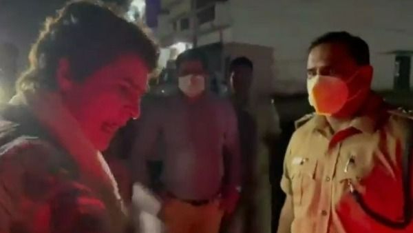 మండుతున్న లఖింపూర్: ప్రియాంకా గాంధీ అరెస్ట్: కారులో నుంచి సెల్ఫీ వీడియో
