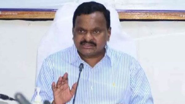 సిద్ధిపేట జిల్లాలో ఒక్క ఎకరం వరి సాగు చేసినా ఒక్కొక్కరిని వేటాడుతా: అధికారులకు సిద్ధిపేట కలెక్టర్ వార్నింగ్