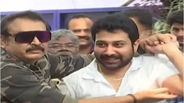 శివబాలాజీ చేయి కొరికిన హేమ : ప్రకాశ్ రాజ్ -నరేష్ ఫేస్ టు ఫేస్ : 