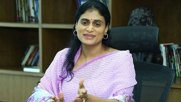 ఇడుపులపాయకు వైఎస్ షర్మిల: పాదయాత్రకు ముందు తండ్రికి నివాళి: కంప్లీట్ షెడ్యూల్ ఇదే