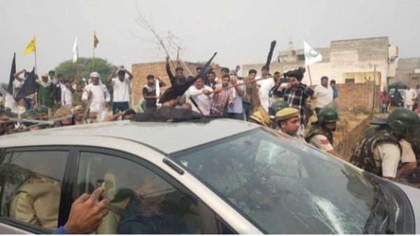 బీజేపీ ఎంపీ కారుపై రైతుల దాడి, ఉద్రిక్తత: వివాదాస్పద వ్యాఖ్యలే కారణం