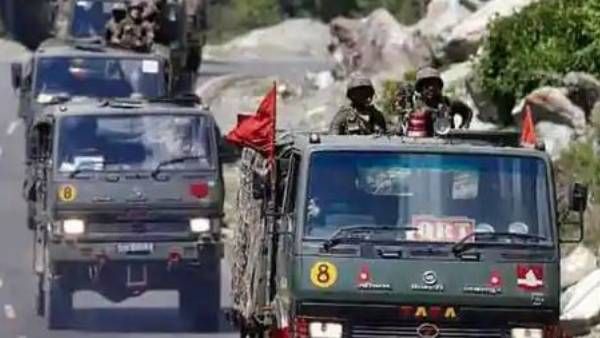 తూర్పు లడఖ్ సమీపంలో కొత్త రహదారులను నిర్మిస్తున్న చైనా; క్షిపణి రెజిమెంట్ల మోహరింపు!!