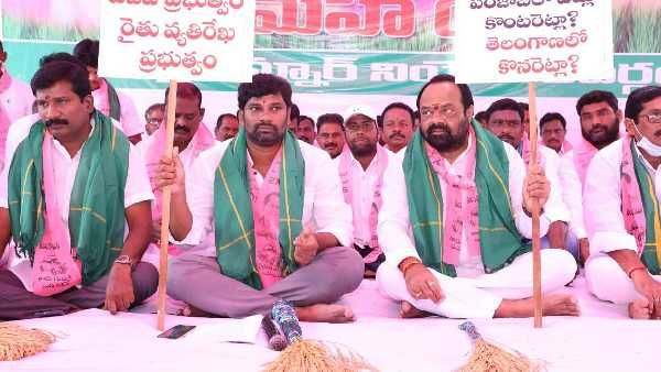 దద్దరిల్లుతున్న ధర్నా చౌక్.!గులాబీ మయమవుతున్న ఇందిరా పార్క్.!