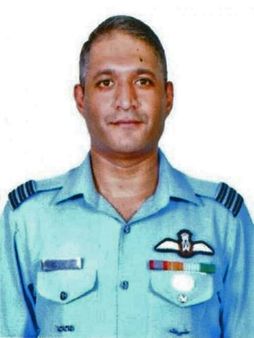 తమిళనాడు: ‘48 గంటలు గడిస్తే కానీ ఏమీ చెప్పలేం, విషమంగానే గ్రూప్ కెప్టెన్ వరుణ్ సింగ్ ఆరోగ్యం’