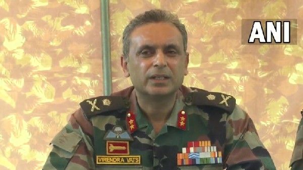 పాకిస్థాన్ దుర్బుద్ధి: నియంత్రణా రేఖకు చేరువలో పాక్ నిర్మాణాలు.. భారత్ అభ్యంతరం