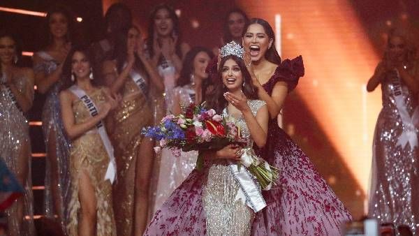 Miss Universe 2021:జడ్జీలను మెప్పించిన హర్నాజ్.. నీకు నువ్వే సాటి, ఇతరులతో పోల్చుకోవద్దంటూ..