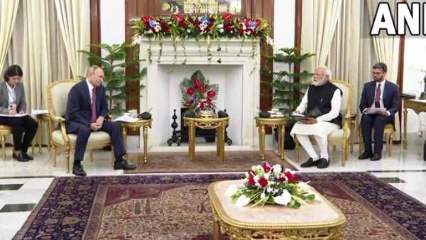 మోడీ-పుతిన్ చర్చలు ఫలప్రదం-28 ద్వైపాక్షిక ఒప్పందాలు-మేకిన్ ఇండియాకు రష్యా మద్దతు