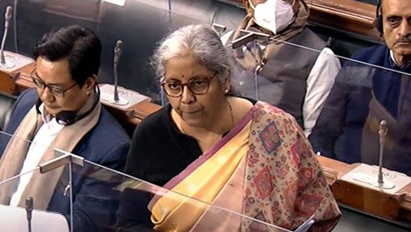 ఎగవేతదారుల నుంచి 13 వేల కోట్లు వసూలు చేసిన బ్యాంకులు- పార్లమెంటులో నిర్మల వెల్లడి