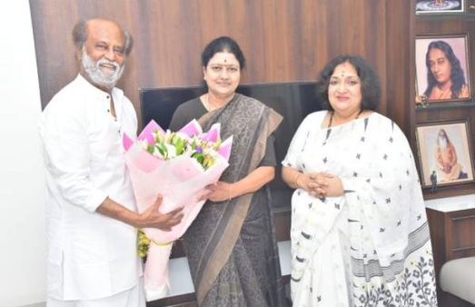 రజినీకాంత్‌తో శశికళ భేటీ: ఇంటికెళ్లి మరీ సుదీర్ఘ చర్చలు: తమిళ రాజకీయాల్లో కొత్త ఈక్వేషన్లు