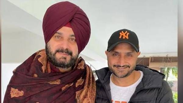 హర్భజన్‌తో సిద్దూ ఫోటో పోస్ట్: కాంగ్రెస్‌లో చేరతారా..? బీజేపీలో మాత్రం నో