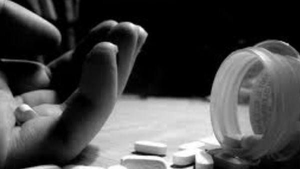 తెలంగాణాలో రోజుకు ఎంతమంది ఆత్మహత్యలు చేసుకుంటున్నారంటే .. నేషనల్ క్రైమ్ రికార్డ్స్ బ్యూరో షాకింగ్ డేటా!!