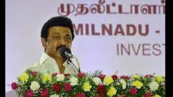 తమిళనాడు సర్కార్ మరో సంచలన నిర్ణయం ... ప్రభుత్వోద్యోగాలకు తమిళ పరీక్ష తప్పనిసరి చేస్తూ ఉత్తర్వులు