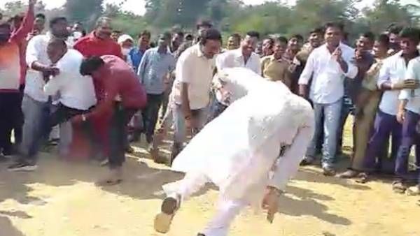 కబడ్డీ ఆడుతూ బొక్క బోర్తా పడ్డ స్పీకర్ తమ్మినేని- సీఎం కప్ టోర్నీలో ఘటన