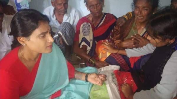 వరి వద్దా..? అయితే సీఎం వద్దు.. రవి ఫ్యామిలీకి న్యాయం చేయండి: షర్మిల డిమాండ్