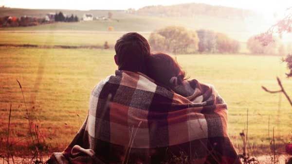 Cheating: నిలువునా ముంచేసిన ప్రాణస్నేహితుడు, నమ్మితే ?, వాట్సాప్ లో డెత్ నోటా షేర్ చేసి !