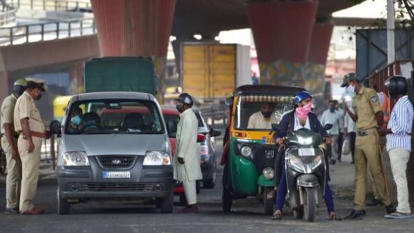 IT Hub: వీకెండ్ కర్ఫ్యూ రద్దు చేసిన ప్రభుత్వం, సీఎం మీటింగ్ లో, కోవిడ్ కేసులు తక్కువగా ఉన్నాయని !