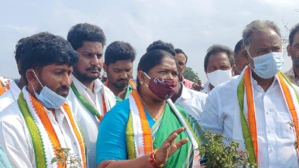 ఓ పక్క రైతు ఆత్మహత్యలు.!మరోపక్క రైతుబందు సంబురాలా.?ఇది రాబందుల ప్రభుత్వమన్న సీతక్క.!