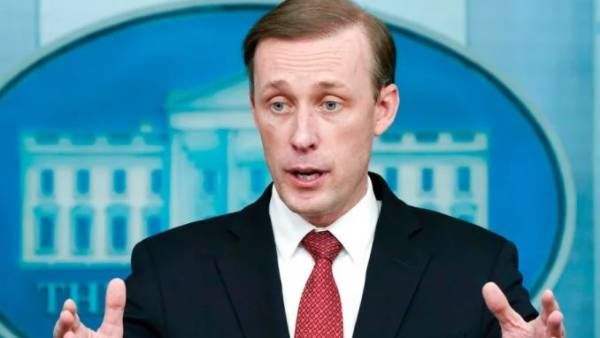 రష్యా - ఉక్రెయిన్ సంక్షోభం : రష్యాను వీడాలని అమెరికన్లకు వైట్‌హౌస్‌ ఆదేశం