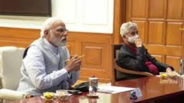 రష్యా-ఉక్రెయిన్ సంక్షోభం : ప్రధాని మోదీ ఉన్నతస్థాయి సమీక్ష.. పాస్‌పోర్టు లేని వారికి శుభవార్త