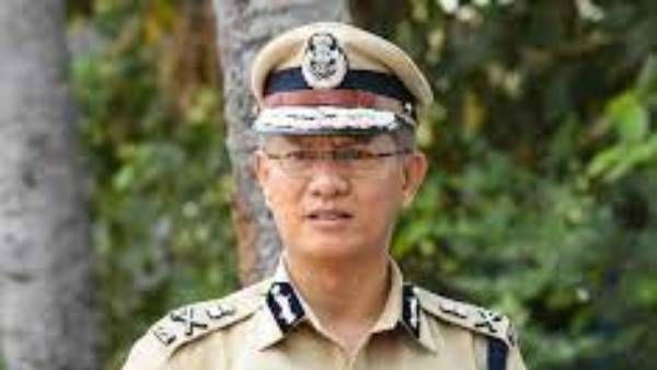 సవాంగ్ ఐపీఎస్ కు రాజీనామా చేయాలా - ఏపీ ప్రభుత్వ వాదన ఇలా : టీడీపీ ప్రభుత్వ ఉత్తర్వుల్లోనూ ..!!