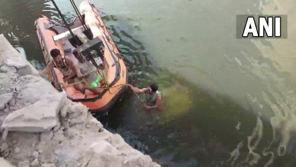 పెళ్లింట తీవ్ర విషాదం.. వరుడితో సహా 9 మంది సజీవ సమాధి