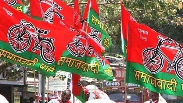 యూపీలో ఆప్‌కు అభ్యర్థి షాక్: ఎస్పీలో చేరిక, ఎస్పీ అభ్యర్థికి మద్దతు