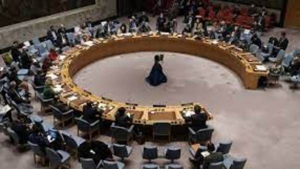 రష్యా ఉక్రెయిన్ సంక్షోభం: దౌత్యసిబ్బంది వెనక్కు రావాలన్న రష్యా; మరోమారు యూఎన్ అత్యవసర సమావేశం