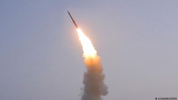 క్షిపణి రక్షణ వ్యవస్థ ప్రయోగం విజయవంతం: నిర్దేశిత లక్ష్యం ఛేదన