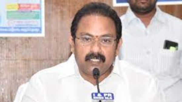 జంగారెడ్డి గూడెం మరణాలు: ఉన్నత స్థాయి సమీక్ష చేసిన డిప్యూటీ సీఎం ఆళ్ళ నాని