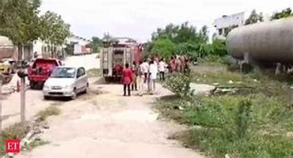 రామగుండంలో మరోసారి అమ్మోనియా గ్యాస్ లీక్.. అరగంట పాటు జనం ఇబ్బందులు