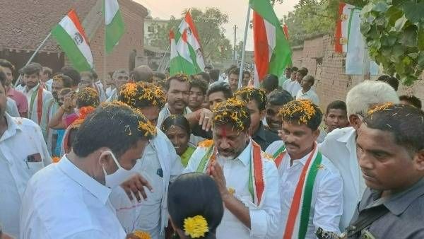 దేశ భవితను అంధకారం చేసిన మోదీ.!కేసీఆర్ కు రైతులే ఉరి వేస్తారు.!పీపుల్స్ మార్చ్ లో భట్టి ఫైర్.!