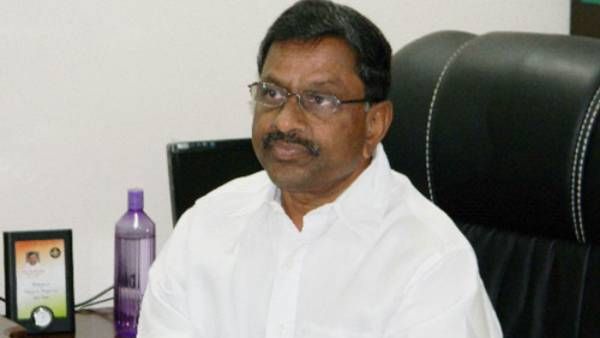 ఆ పెద్దలు ఎవరో.. సీబీఐ వెల్లడించాలి: మాజీ మంత్రి డీఎల్