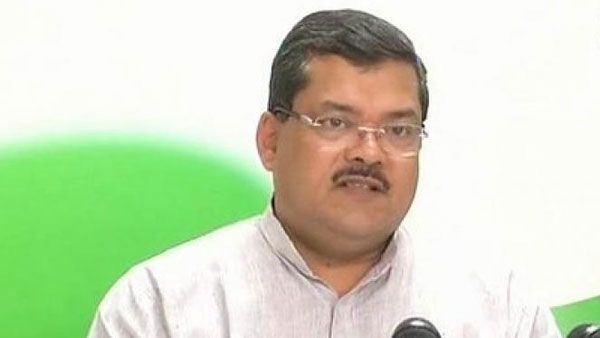 కాంగ్రెస్ పార్టీ అధ్యక్షుడిగా ముకుల్ వాస్నిక్: జీ23 నేతల సూచన, కానీ, ‘తెరవెనుక రాహుల్’