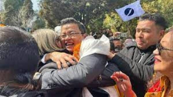 ఆ ఎన్నికల్లో మమతాబెనర్జీ పార్టీకే చుక్కలు చూపిన మూడునెలల హమ్రో పార్టీ.. ఏం జరుగుతోంది?