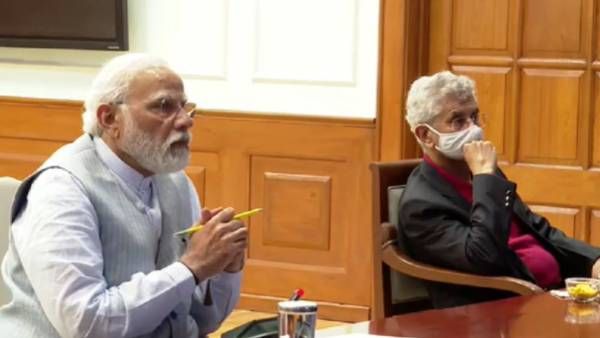 అజిత్ దోవల్‌కు కీలక బాధ్యతలు?: ఉక్రెయిన్ పరిణామాలపై మోడీ అత్యున్నత భేటీ